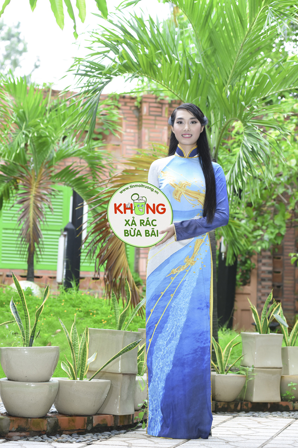 Các[-]thí[-]sinh[-]Top[-]6[-]cuộc[-]thi[-]duyên[-]dáng[-]xứ[-]Thanh[-]năm[-]2015[-]kêu[-]gọi[-]"Không[-]xả[-]rác[-]bừa[-]bãi"